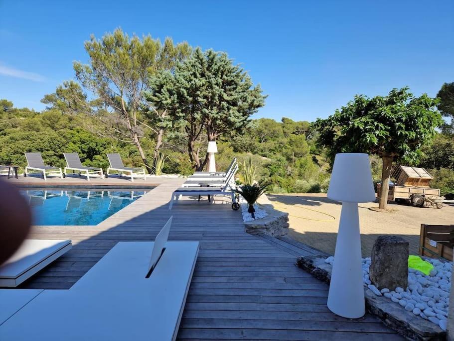 Magnifique Villa De Luxe Au Coeur De La Garrigue Nimes Ngoại thất bức ảnh